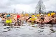 Zimna woda to nie problem. Za nami przedświąteczne morsowanie [ZDJĘCIA]