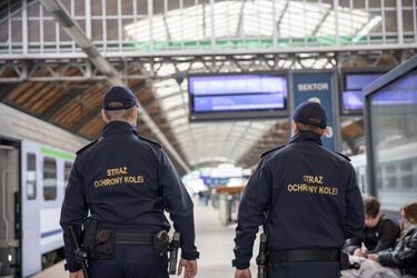 Sztuczna inteligencja pomoże Straży Ochrony Kolei. Czy AI zastąpi funkcjonariuszy?