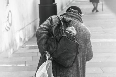 Ile osób bezdomnych zamieszkuje województwo podlaskie? 