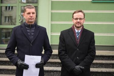 Piontkowski przeciwny zakazowi wycinki lasów, składa interpelację poselską [WIDEO]