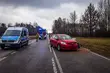 Zderzenie dwóch osobówek. Jedna osoba trafiła do szpitala 