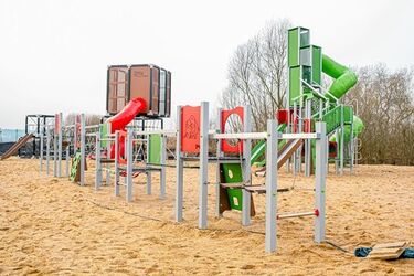 Metamorfoza zalewu w Wasilkowie. Będzie można korzystać z dużego placu zabaw [ZDJĘCIA]