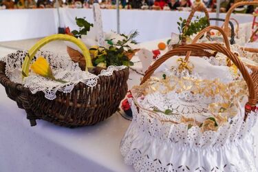 Święcenie pokarmów na białostockim Rynku