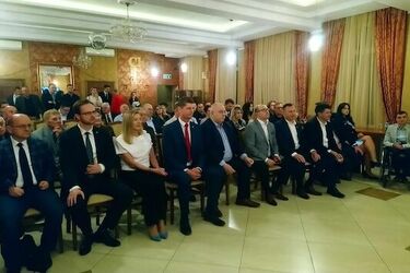 Euforia w podlaskim sztabie PiS. Tak kandydaci zareagowali na wyniki wyborów