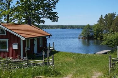 Działki budowlane, kompleks wart 1 mln zł i nie tylko. Skarbówka wyprzedaje nieruchomości