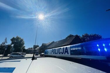 Imprezę zakończył z policyjnym nakazem opuszczenia miejsca zamieszkania 