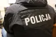 Siedemdziesięciolatek był sam w zadymionym mieszkaniu. Pomogli mu policjanci