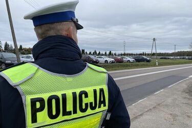 Policja upiekła dwie pieczenie na jednym ogniu. Zatrzymano kierowcę i współpasażera
