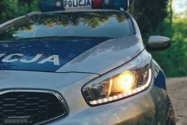 Wysiadał z autobusu BKM, drzwi przytrzasnęły mu nogę. Zginął na miejscu