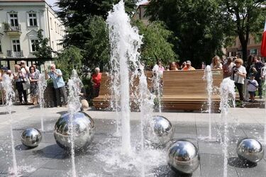 Odświeżony Skwer im. Pawła Adamowicza oficjalnie otwarty. Nie zabrakło atrakcji [ZDJĘCIA]