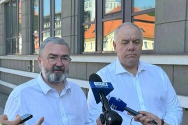 Karol Karski wraz z Jackiem Sasinem sprzeciwiał się paktowi migracyjnemu