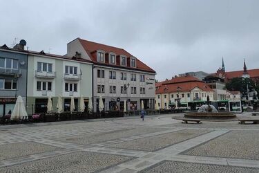 Deszczowe chmury nas nie opuszczają. Dziś będzie ich jednak znacznie mniej 