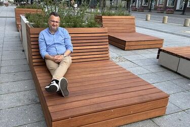 Nowa strefa relaksu gotowa. Białostoczanie: "Straszna betonoza"