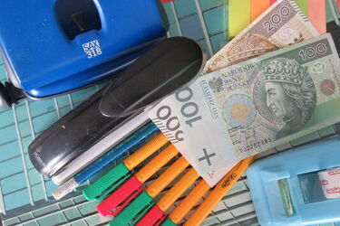 ZUS wypłacił już ponad 62 mln zł. Będą kolejne wypłaty, trzeba złożyć wniosek