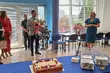 Zmiana warty w miejskiej spółce. Odchodzącą prezes pożegnano śpiewem, tortem i kwiatami