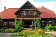 Słynne Kiermusy idą pod młotek. Ile trzeba zapłacić za Karczmę Rzym, dworek i SPA?