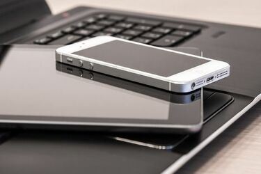 Myślała, że inwestuje w firmę rurociągową. Straciła na tym ponad 18 tysięcy złotych