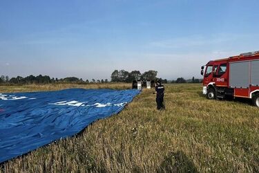 Twarde lądowanie balonu pod Białymstokiem. Wszczęto śledztwo 