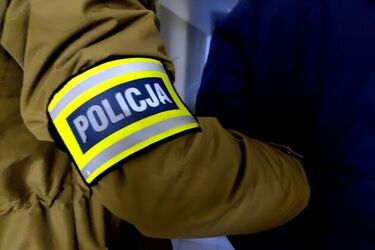 Ukradł trzy butelki perfum o wartości 1000 zł. Policja ujęła pachnącego złodzieja 