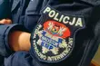 Dwóch mężczyzn zatrzymanych za przemoc domową. Jeden z nich podpalił wózek dziecięcy