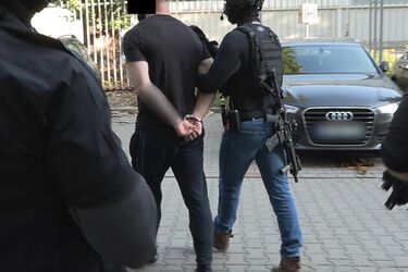 Rozbój na jubilerze. Poszukiwany 30-latek trafił w ręce policji