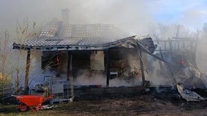 Pożar domu pod Białymstokiem. W środku było 45 butli z gazem