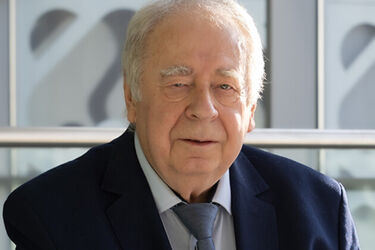 Nowy Honorowy Profesor PB. Dotychczas takie wyróżnienie przyznano tylko 15 osobom