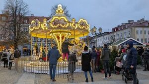 Białostocki Jarmark Świąteczny już otwarty! Zobacz magiczny Rynek Kościuszki [ZDJĘCIA]