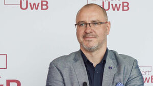Prawnik z UwB odebrał nominację profesorską z rąk Andrzeja Dudy