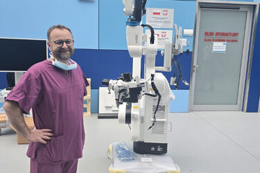  Nowoczesny mikroskop neurochirurgiczny w USK. Kosztował 3 mln zł