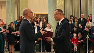 Historyk z UwB odebrał nominację profesorską od Andrzeja Dudy