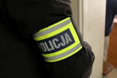 Kopał, wyzywał i ranił nożem. Awantura ujawniła trawjące półtora roku piekło 