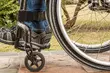Potrzebujesz asystenta osoby niepełnosprawnej? PCK oferuje darmowe wsparcie