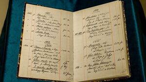 Kiedyś notatnik, dziś skarb artystycznej historii. Zabytek Miesiąca w Muzeum Podlaskim