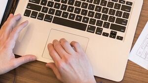 Twój e-PIT dla przedsiębiorców ponownie dostępny. To szybkie i wygodne