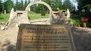 W sercu Puszczy Knyszyńskiej. Odkryj miejsce, które łączy spokój z kulturą