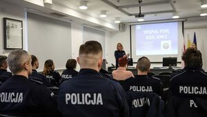 Przemoc domowa w liczbach. Dzielnicowi przeszli szkolenie z procedury "Niebieskiej Karty"