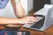Oszustwa internetowe na Allegro. Obywatel Ukrainy oskarżony o 74 przestępstwa