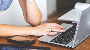Oszustwa internetowe na Allegro. Obywatel Ukrainy oskarżony o 74 przestępstwa