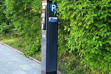 Miliony z opłat parkingowych, a miejsc brak. Czy Białystok rozwiąże problem kierowców?