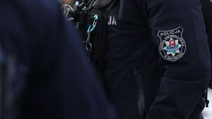 Niemowlę uderzyło głową o podłogę. Liczyła się każda minuta