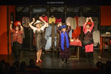 "Klimakterium... i już" – spektakl, który rozbawia i inspiruje kobiety po czterdziestce