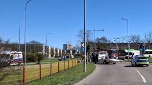 Wypadek na ulicy Zwycięstwa w Białymstoku. Kierowca toyoty zasłabł za kierownicą