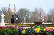 W ogrodzie Branickich czuć wiosnę. Pojawiły się pierwsze nasadzenia