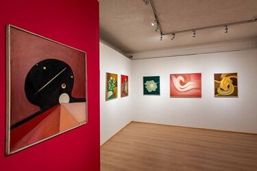 Obrazy bez tytułów. Ekspozycja, która daje przestrzeń do własnej interpretacji