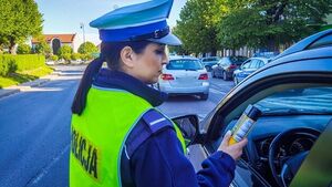Podlaska policja zatrzymała 28 praw jazdy. Masowe kontrole trzeźwości na drogach