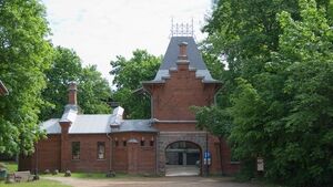 Sekrety Białowieskiego Parku Narodowego. Dzień pełen historii i rzadkich widoków