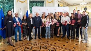 Wielkie pieniądze dla sportowców. Prezydent wręczył nagrody