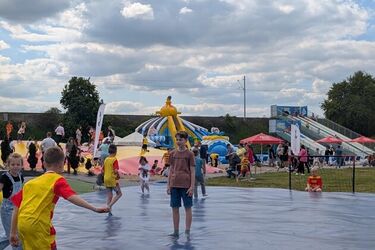 Tłumy i pomoc w rytmie dobrej zabawy. Za nami 4. Wielki Naszpikowany Festiwal [ZDJĘCIA]