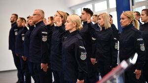 Nowi funkcjonariusze w szeregach podlaskiej policji. 26 osób złożyło ślubowanie
